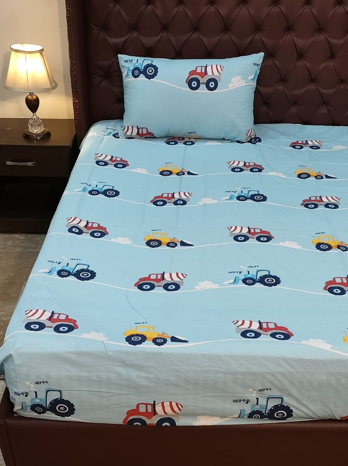 truck-and-car-kids-bed-sheet