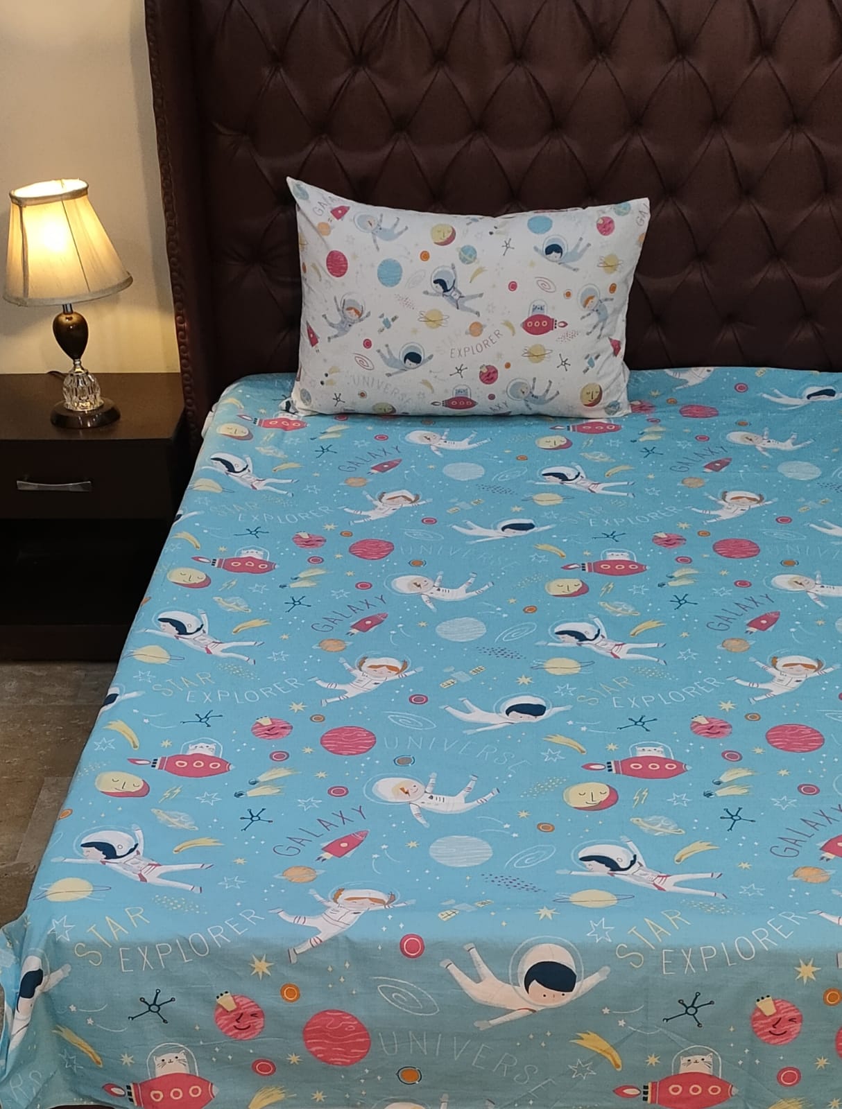 universe-kids-bed-sheet-1