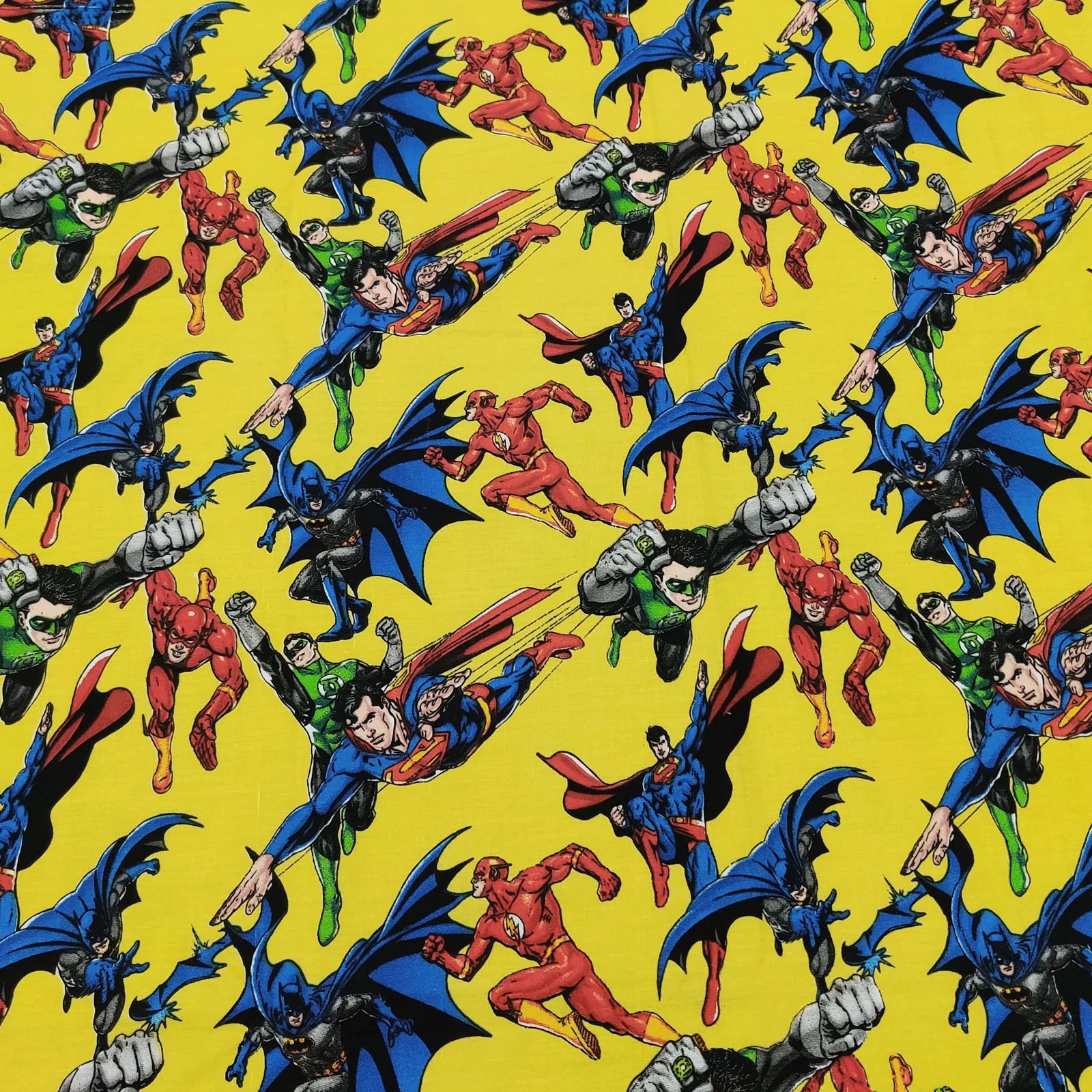 super-heroes-bed-sheet